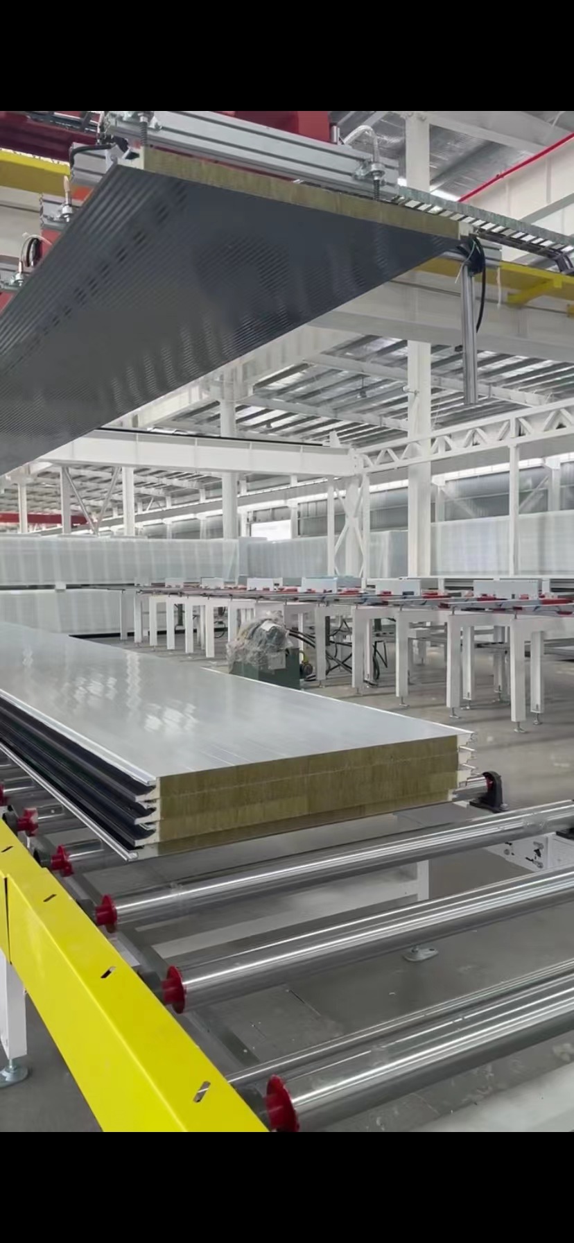 Rock wool sandwich panel production line